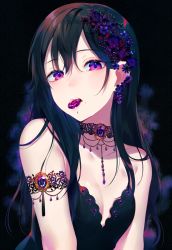 Rule 34 | 1girl, achiki, bare shoulders, black background, black dress, black hair, breasts, brooch, choker, collarbone, commentary request, dress, hair between eyes, head tilt, jewelry, long hair, looking at viewer, mouth hold, open mouth, original, purple eyes, sleeveless, sleeveless dress, small breasts, solo, teeth, upper body