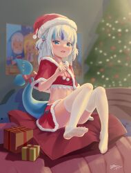 Rule 34 | 1girl, alternate costume, blue eyes, blue hair, blurry, blurry background, blush, bow, capelet, chibi, christmas tree, commentary, crop top, english commentary, fang, feet, fins, fish tail, fpvjoe, full body, fur trim, gawr gura, gift, hair ornament, hand up, hat, highres, hololive, hololive english, knees together feet apart, knees up, long hair, looking at viewer, midriff, miniskirt, multicolored hair, navel, no shoes, open mouth, red bow, red capelet, red hat, red skirt, santa costume, santa hat, shark girl, shark tail, sidelocks, signature, sitting, skin fang, skirt, smol ame, smol gura, soles, solo, streaked hair, tail, thighhighs, thighs, toes, two side up, virtual youtuber, watson amelia, white thighhighs