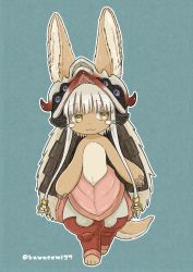Rule 34 | 1other, :3, absurdres, ambiguous gender, animal ears, artist name, bad id, bad twitter id, blue background, closed mouth, full body, furry, helmet, highres, kawasemi27, looking away, made in abyss, nanachi (made in abyss), short hair, simple background, smile, tail, twitter username, whiskers, white hair, yellow eyes