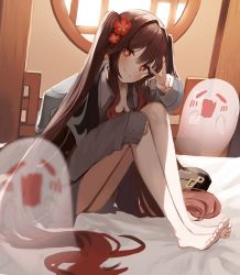 Rule 34 | 1girl, absurdres, bare legs, barefoot, bed, bed sheet, boo tao (genshin impact), borrowed clothes, brown hair, closed mouth, feet, flower, genshin impact, ghost, grey shirt, hair flower, hair ornament, highres, hu tao (genshin impact), lattice, long hair, long sleeves, looking at viewer, on bed, red flower, seorang, shirt, sitting, smile, solo, toes, twintails, v, very long hair, zhongli (genshin impact)