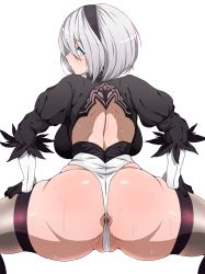 Rule 34 | 1girl, anus, anus peek, ass, back, blue eyes, blush, breasts, furau, hairband, highres, huge ass, large breasts, leotard, looking at viewer, looking back, nier (series), nier:automata, parted lips, partially visible anus, shiny skin, short hair, simple background, skirt, solo, spread legs, squatting, thick thighs, thighhighs, thighs, thong leotard, white background, white hair, white leotard, 2b (nier:automata)