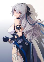 Rule 34 | 1girl, absurdres, ass, back, bare shoulders, black gloves, bow, breasts, bronya zaychik, bronya zaychik (silverwing: n-ex), cowboy shot, dress, gloves, grey eyes, grey hair, hair bow, highres, honkai (series), honkai impact 3rd, large breasts, long hair, looking at viewer, looking back, parted lips, sleeveless, sleeveless dress, smile, solo, standing, thighhighs, tutou jiang, white dress, white thighhighs
