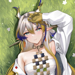 Rule 34 | 1girl, arknights, arm up, bare shoulders, blonde hair, blue eyes, blue hair, choker, colored extremities, commentary, grass, grey hair, hair intakes, highres, horns, jewelry, keine09, long hair, long sleeves, looking at viewer, lying, multicolored hair, necklace, off shoulder, on back, pointy ears, shu (arknights), smile, solo, strapless, streaked hair, tube top, upper body, very long hair