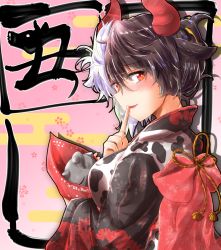 Rule 34 | 1girl, animal print, black hair, chinese zodiac, commentary request, cow horns, cow print, finger to mouth, hair up, highres, holding, horns, japanese clothes, kimono, looking at viewer, looking to the side, multicolored hair, oshiaki, pink background, red eyes, red horns, solo, split-color hair, statue, touhou, two-tone hair, ushizaki urumi, white hair, year of the ox