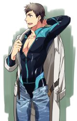 Rule 34 | 10s, 1boy, arm behind head, arm up, belt, bodysuit, breasts, brown eyes, brown hair, cleavage, clothes pull, coat, cosplay, denim, diving suit, idolmaster, idolmaster side-m, jeans, koron chris, koron chris (cosplay), koutake hiroyoshi, lab coat, male focus, open belt, open clothes, open coat, open mouth, pants, pants pull, shingen seiji, short hair, smile, solo, unzipped, wetsuit