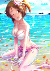 Rule 34 | 1girl, ;d, antenna hair, between legs, bikini, blue sky, bracelet, breasts, brown eyes, brown hair, cleavage, cloud, collarbone, day, domyoji karin, flower, hair flower, hair ornament, hand between legs, idolmaster, idolmaster cinderella girls, jewelry, large breasts, looking at viewer, necklace, ocean, off shoulder, one eye closed, one side up, open mouth, outdoors, petals, pink flower, sarong, short hair, sitting, sky, smile, solo, sousakubito, swimsuit, wariza, white bikini