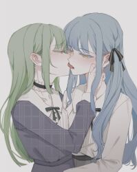 2girls bang_dream! bang_dream!_it&#039;s_mygo!!!!! black_choker black_ribbon blue_dress blue_hair blush chinese_commentary choker collarbone commentary_request couple dress ear_blush eye_contact french_kiss frilled_choker frills green_hair green_ribbon grey_background hair_ribbon half-closed_eyes hand_on_another&#039;s_cheek hand_on_another&#039;s_face highres kiss long_hair looking_at_another multiple_girls neck_ribbon open_mouth ribbon shirt sidelocks teeth togawa_sakiko tongue tongue_out unmoving_pattern upper_body wakaba_mutsumi white_shirt yellow_eyes yukikuma_(yukikuma_018) yuri