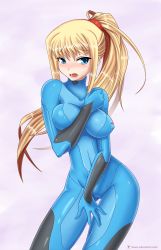 Rule 34 | 1girl, between breasts, blonde hair, blue eyes, blush, bodysuit, breasts, highres, kawa-v, large breasts, metroid, nintendo, ponytail, samus aran, simple background, skin tight, solo, tight clothes, zero suit