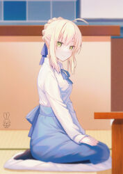 Rule 34 | 1girl, absurdres, aro 1801, artoria pendragon (all), artoria pendragon (fate), blonde hair, bow, bowtie, braid, fate/stay night, fate (series), french braid, green eyes, highres, long sleeves, looking at viewer, saber (fate), shirt, sitting, smile, solo, white shirt