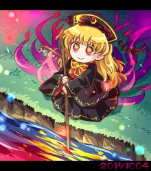 Rule 34 | 1girl, aura, black dress, black hat, blonde hair, chibi, chinese clothes, commentary request, dated, dress, energy, grass, hat, junko (touhou), long hair, long sleeves, outdoors, pote (ptkan), red eyes, smile, solo, tabard, touhou, water, wide sleeves