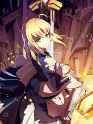 Rule 34 | 1girl, ahoge, armor, artoria pendragon (fate), ass, blonde hair, blood, excalibur (fate/stay night), fate/stay night, fate (series), green eyes, injury, saber (fate), short hair, solo, sword, torn clothes, vmax-ver, weapon