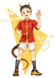 Rule 34 | 1boy, artist name, aru de aru000, black eyes, black hair, black socks, child, commentary request, fangs, full body, hand on own hip, heart, highres, horns, looking at viewer, male focus, original, short hair, short sleeves, shorts, simple background, smile, socks, solo, tail, translation request, waving, white background, white shorts, yellow footwear