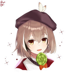 Rule 34 | 1girl, :d, arata ryou, beret, braid, braided bangs, brown eyes, brown hair, candy, earrings, feathers, food, hat, highres, hololive, hololive english, japanese clothes, jewelry, kimono, lollipop, looking at viewer, nanashi mumei, nanashi mumei (new year), official alternate costume, open mouth, red shawl, shawl, single earring, smile, solo, sparkle, virtual youtuber, white kimono