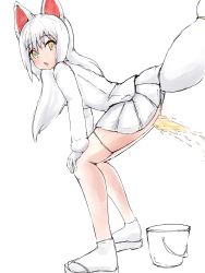 Rule 34 | 1girl, absurdres, animal ears, ass, bent over, bucket, fox ears, fox girl, fox tail, hands on own knees, highres, kemono friends, oinari-sama (kemono friends), open mouth, peeing, solo, standing, tail, white background, white hair, y-san (yoshino yuuri), yellow eyes