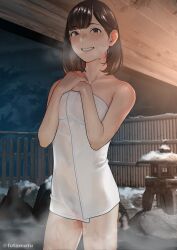 1girl absurdres artist_name bamboo_fence blush brown_eyes brown_hair commentary_request fence futamotu grin hands_up highres medium_hair naked_towel night onsen original smile snow solo standing steam thighs towel twitter_username variant_set watermark