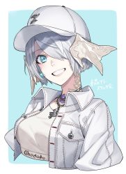 Rule 34 | 1girl, absurdres, au ra, baseball cap, blue background, blue eyes, border, buttons, chain, chain necklace, collar, collared jacket, colored eyelashes, commentary, cropped torso, dragon horns, earrings, final fantasy, final fantasy xiv, from side, gem, grey hair, grin, hair over one eye, hashtag, hat, highres, horns, jacket, jewelry, looking at viewer, metal collar, necklace, one eye covered, outside border, pocket, portrait, purple gemstone, samei ikusa, scales, shirt, short hair, simple background, single earring, smile, solo, swept bangs, translated, warrior of light (ff14), white border, white hat, white jacket, white shirt
