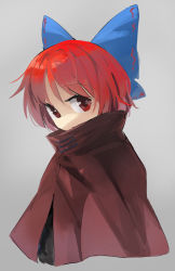 Rule 34 | 1girl, black shirt, blue bow, bow, cape, commentary request, cropped torso, grey background, hair bow, high collar, looking at viewer, red cape, red eyes, red hair, sekibanki, shirt, short hair, simple background, solo, suna (s73d), touhou, upper body