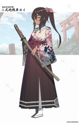 Rule 34 | 1girl, aosora kamiya, artist name, ash arms, brown hair, closed mouth, dark-skinned female, dark skin, flower, full body, hair flower, hair ornament, highres, ho-i (ash arms), holding, holding sword, holding weapon, japanese clothes, kimono, long hair, looking at viewer, ponytail, sandals, simple background, socks, solo, standing, sword, twitter username, weapon, yellow eyes