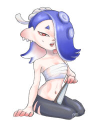 Rule 34 | 1girl, atori (a ttori), chest sarashi, ear piercing, fangs, hair over one eye, hand fan, highres, kneeling, navel, nintendo, octoling girl, octoling player character, open mouth, pants, paper fan, piercing, pointy ears, red eyes, sarashi, shiver (splatoon), smile, solo, splatoon (series), splatoon 3, sweatdrop, tentacle hair, torn clothes, torn pants, white background