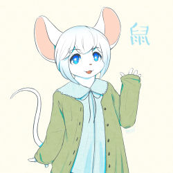 Rule 34 | 1girl, :3, absurdres, animal ears, animal nose, artist name, beige background, black ribbon, blue eyes, blue hair, blue shirt, body fur, buttons, cardigan, chinese text, female focus, flat chest, furry, furry female, gradient hair, green cardigan, hair ornament, hairclip, hand up, happy, highres, looking at viewer, mouse ears, mouse girl, mouse tail, multicolored hair, neck ribbon, open cardigan, open clothes, open mouth, original, ribbon, shirt, short hair, sidelocks, signature, simple background, sleeves past wrists, smile, solo, star-shaped pupils, star (symbol), symbol-shaped pupils, tail, tail raised, translated, treyer, two-tone hair, waving, white fur, white hair, yellow background