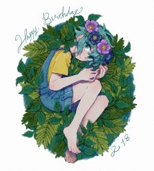 Rule 34 | 1boy, barefoot, basil (headspace) (omori), basil (omori), closed mouth, dated, flower, green eyes, green hair, happy birthday, head wreath, looking at viewer, lying, nagakun omo, omori, on side, overall shorts, overalls, shirt, short hair, short sleeves, smile, solo, yellow shirt