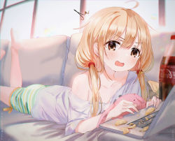 Rule 34 | 1girl, ^^^, ahoge, barefoot, blonde hair, brown eyes, chips (food), coca-cola, collarbone, commentary request, computer, couch, day, english text, food, futaba anzu, green shorts, hair between eyes, highres, idolmaster, idolmaster cinderella girls, idolmaster cinderella girls starlight stage, indoors, laptop, leg up, long hair, long sleeves, looking at viewer, low twintails, lying, off shoulder, on couch, on stomach, open mouth, seozo, shirt, short sleeves, shorts, sidelocks, signature, solo, striped clothes, striped shorts, stuffed animal, stuffed rabbit, stuffed toy, sunlight, surprised, sweatdrop, twintails, white shirt, window