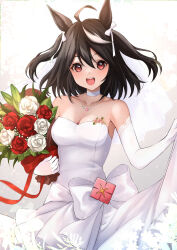 Rule 34 | 1girl, ahoge, animal ears, bare shoulders, black hair, blush, bouquet, bow, breasts, bridal gauntlets, bridal veil, brown eyes, cleavage, collarbone, commentary request, double-parted bangs, dress, flower, hair bow, hand up, highres, holding, holding bouquet, horse ears, horse girl, jewelry, kitasan black (umamusume), looking at viewer, medium breasts, medium hair, na-code (gurich), necklace, open mouth, rose, skirt hold, smile, solo, teeth, umamusume, upper teeth only, veil, wedding dress, white bow, white hair