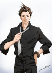 Rule 34 | 1boy, ace attorney, ahoge, apollo justice, apollo justice: ace attorney, black pants, black shirt, blouse, bracelet, brown eyes, brown hair, hand on own hip, jewelry, male focus, necktie, pants, shirt, short hair, simple background, solo, standing, twitter username, wakadori, white necktie