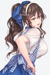 Rule 34 | 1girl, alternate costume, alternate hairstyle, apron, ashigara (kancolle), blue apron, blue bow, blue neckwear, bow, breasts, brown eyes, brown hair, checkered apron, checkered clothes, employee uniform, eyelashes, fang, from behind, gingham, gingham apron, grey background, hair between eyes, hair ornament, hairband, high ponytail, kantai collection, kobeya, kobeya uniform, large breasts, long hair, looking at viewer, looking back, open mouth, pink lips, ponytail, rokuwata tomoe, short sleeves, simple background, smile, solo, uniform, upper body, waitress, wavy hair, white hairband