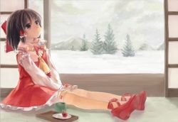 Rule 34 | 1girl, ankle ribbon, ascot, black hair, bow, brown eyes, cloud, cloudy sky, collar, cup, detached sleeves, food, frilled collar, frilled shirt collar, frilled skirt, frills, hair bow, hair tubes, hakurei reimu, hands on lap, indoors, leg ribbon, looking up, mountain, parted lips, plate, red footwear, red skirt, ribbon, ribbon-trimmed collar, ribbon-trimmed sleeves, ribbon trim, scarf, shoes, short hair, sitting, skirt, sky, sleeveless, snow, snowing, solo, steam, teacup, thighhighs, touhou, tray, tsukimiya kamiko, winter