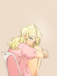 Rule 34 | 1girl, bare legs, blouse, blue eyes, brown background, diana cavendish, green hair, knees to chest, knees up, legs grab, little witch academia, open mouth, pink shirt, seren lwa, shirt, simple background, sitting, solo, t-shirt, tagme, thighs, wavy hair