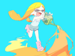 Rule 34 | 1girl, :d, bike shorts, blue background, blush, boots, fangs, full body, highres, holding, inkling, inkling girl, inkling player character, leg up, long hair, nintendo, nyora (soredemosekai), open mouth, orange hair, paint, pointy ears, purple footwear, running, simple background, smile, solo, splatoon (series), splatoon 1, tentacle hair, watering can
