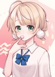 Rule 34 | 1girl, absurdres, ahoge, blonde hair, blush, bow, bowtie, collared shirt, eating, food, green eyes, hair ornament, highres, holding, holding food, indie virtual youtuber, looking at viewer, low twintails, marshmallow, pom pom (clothes), pom pom hair ornament, shigure ui (vtuber), shirt, short hair, short sleeves, solo, twintails, upper body, virtual youtuber, yokuto