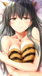 Rule 34 | 1girl, aqua hair, bikini, blush, breast suppress, breasts, collarbone, cone horns, cosplay, crossed arms, fingernails, green eyes, hair ornament, hairclip, heart lock (kantai collection), highres, horns, jewelry, kantai collection, looking at viewer, lum, lum (cosplay), medium breasts, necklace, on bed, smile, solo, striped bikini, striped clothes, suien, suzuya (kancolle), swimsuit, urusei yatsura