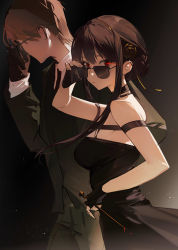 Rule 34 | 1boy, 1girl, absurdres, arm strap, arm up, bare shoulders, black background, black dress, black gloves, black hair, blood, bloody weapon, breasts, brown hair, cowboy shot, dress, fingerless gloves, formal, from side, gloves, gradient background, hair ornament, highres, holding, holding weapon, lens flare, long sleeves, looking at viewer, looking to the side, medium breasts, needle, red eyes, short hair, short hair with long locks, sidelocks, spy x family, strapless, strapless dress, suit, sunglasses, twilight (spy x family), weapon, yeyuanqianqianqian, yor briar