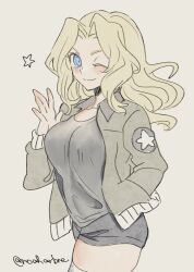 Rule 34 | 1girl, black shirt, blonde hair, blue eyes, bomber jacket, breasts, brown jacket, commentary, cowboy shot, denim, denim shorts, girls und panzer, hair intakes, hand in pocket, highres, jacket, kay (girls und panzer), large breasts, looking at viewer, medium hair, noah (tettsui-sole), one eye closed, saunders military uniform, shirt, short shorts, shorts, simple background, smile, solo, star (symbol), star print, symbol-only commentary, thighhighs, twitter username, waving