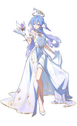 1girl absurdres alternate_costume blue_eyes chinese_commentary commentary detached_sleeves dress foot_up full_body gloves halo halter_dress halterneck hapwind head_wings highres honkai:_star_rail honkai_(series) jewelry long_dress long_hair looking_at_object musical_note_necklace necklace open_mouth purple_hair robin_(honkai:_star_rail) short_sleeves simple_background skirt_hold solo train_(clothing) treble_clef very_long_hair watermark white_background white_dress white_footwear white_gloves white_sleeves white_wings wings