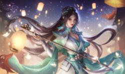 Rule 34 | 1girl, absurdres, aerial fireworks, blue eyes, breasts, brown hair, building, closed mouth, doupo cangqiong, dress, earrings, fireworks, floating hair, green dress, hair ornament, highres, holding, holding pole, jewelry, lantern, lantern festival, long hair, medium breasts, necklace, night, pole, second-party source, sky lantern, smile, solo, tassel, tassel earrings, xue chuzi de a da, yun yun (doupo cangqiong)