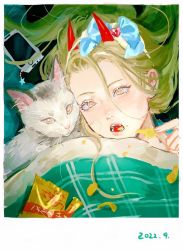 Rule 34 | 1girl, 1other, 637 00e seran, bed, bed sheet, blanket, blonde hair, border, bow, cat, chainsaw man, chips (food), crumbs, eating, food, headband, heart, horns, long hair, looking at viewer, lying, meowy (chainsaw man), messy, phone, potato chips, power (chainsaw man), red horns, under covers, white border, white cat, yellow eyes