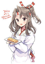 Rule 34 | 1girl, :d, apron, blush, brown eyes, dated, food, hachimaki, headband, high ponytail, holding, japanese clothes, kantai collection, kappougi, kimono, light brown hair, long hair, long sleeves, odawara hakone, omelet, one-hour drawing challenge, open mouth, simple background, smile, solo, tamagoyaki, twitter username, white background, white kimono, zuihou (kancolle)