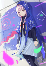 1girl absurdres blunt_bangs braid capelet commentary_request feet_out_of_frame graffiti highres hood hood_up hooded_capelet kaf_(kamitsubaki_studio) kamitsubaki_studio light_blush light_smile long_sleeves looking_at_viewer medium_hair multicolored_eyes pantyhose pink_hair sidelocks solo standing tanshio twin_braids virtual_youtuber wall yellow_pupils zipper