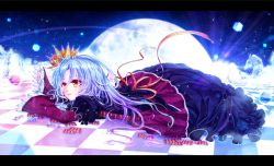 Rule 34 | 10s, 1girl, alternate costume, bad id, bad pixiv id, card, checkered floor, chess piece, crown, dice, dress, frilled dress, frilled sleeves, frills, highres, light smile, long hair, lying, mokoppe, no game no life, on stomach, orange eyes, playing card, shiro (no game no life)