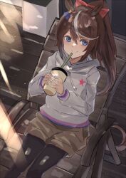 Rule 34 | 1girl, animal ears, black pantyhose, blue eyes, bow, brown shorts, closed mouth, commentary request, cup, disposable cup, drinking straw, ear ornament, grey hoodie, hair between eyes, highres, holding, holding cup, hood, hood down, hoodie, horse ears, horse girl, horse tail, long hair, looking at viewer, multicolored hair, on chair, outdoors, pantyhose, pink bow, ponytail, shorts, sitting, smile, solo, streaked hair, tail, the olphy, tokai teio (umamusume), umamusume, white hair, wooden chair, wooden deck