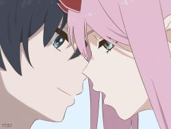 Rule 34 | 10s, 1boy, 1girl, black hair, blue eyes, commentary request, couple, darling in the franxx, face-to-face, facing another, green eyes, hetero, hiro (darling in the franxx), horns, itook12, long hair, looking at another, oni horns, pink hair, red horns, short hair, signature, zero two (darling in the franxx)