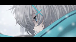 Rule 34 | 1girl, aged down, amnesia, blue archive, blue eyes, blue scarf, blurry, bruise, commentary, cross hair ornament, depth of field, empty eyes, grey hair, hair between eyes, hair ornament, injury, junu (jwoo5627), outdoors, parted lips, profile, scarf, shiroko (blue archive), shiroko (young) (blue archive), short hair, sidelocks, snowing, solo, symbol-only commentary