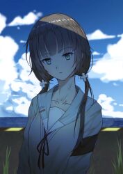 Rule 34 | 1girl, blue sky, blunt bangs, closed mouth, cloud, cloudy sky, collarbone, commentary, expressionless, facing viewer, green eyes, highres, hishiro chizuru, long hair, looking down, ocean, outdoors, relife, sailor collar, shirt, sky, solo, twintails, upper body, xiangmaofaqijuedou, yellow shirt