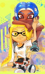 Rule 34 | 1boy, 1girl, blonde hair, blue hair, closed mouth, commentary request, dark-skinned male, dark skin, eyebrow cut, green background, hand on another&#039;s head, highres, inkling, inkling girl, inkling player character, long hair, multicolored background, nintendo, octoling, octoling boy, octoling player character, phoebe nemo, pointy ears, red eyes, shirt, shoes, short hair, sitting, smile, splatoon (series), splatoon 3, tentacle hair, torn clothes, torn shirt, white shirt, yellow eyes