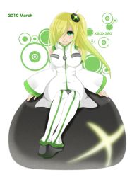 Rule 34 | bare shoulders, blonde hair, breasts, detached sleeves, green eyes, hair ornament, hair over one eye, large breasts, long hair, microsoft, personification, product girl, side ponytail, sitting, sleeves past wrists, smile, xbox 360-tan