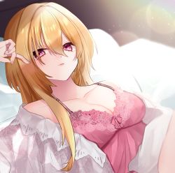 Rule 34 | 1girl, absurdres, anfuji uiro, blonde hair, breasts, cleavage, collarbone, dress, hair intakes, highres, idolmaster, idolmaster cinderella girls, kurosaki chitose, lace, lace-trimmed dress, lace trim, lens flare, light smile, looking at viewer, lying, medium breasts, on back, pink negligee, red eyes, solo