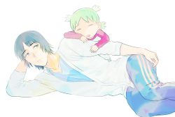 Rule 34 | 1boy, 1girl, black hair, father and daughter, green hair, hand on own thigh, k29, koiwai yotsuba, lips, looking at another, lying, mr. koiwai, on side, pants, quad tails, raglan sleeves, simple background, sleeping, track pants, white background, yotsubato!